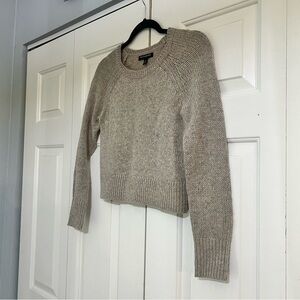 Banana Republic XS Crewneck Tan Grey Sweater Boxy Acrylic Wool Alpaca Blend